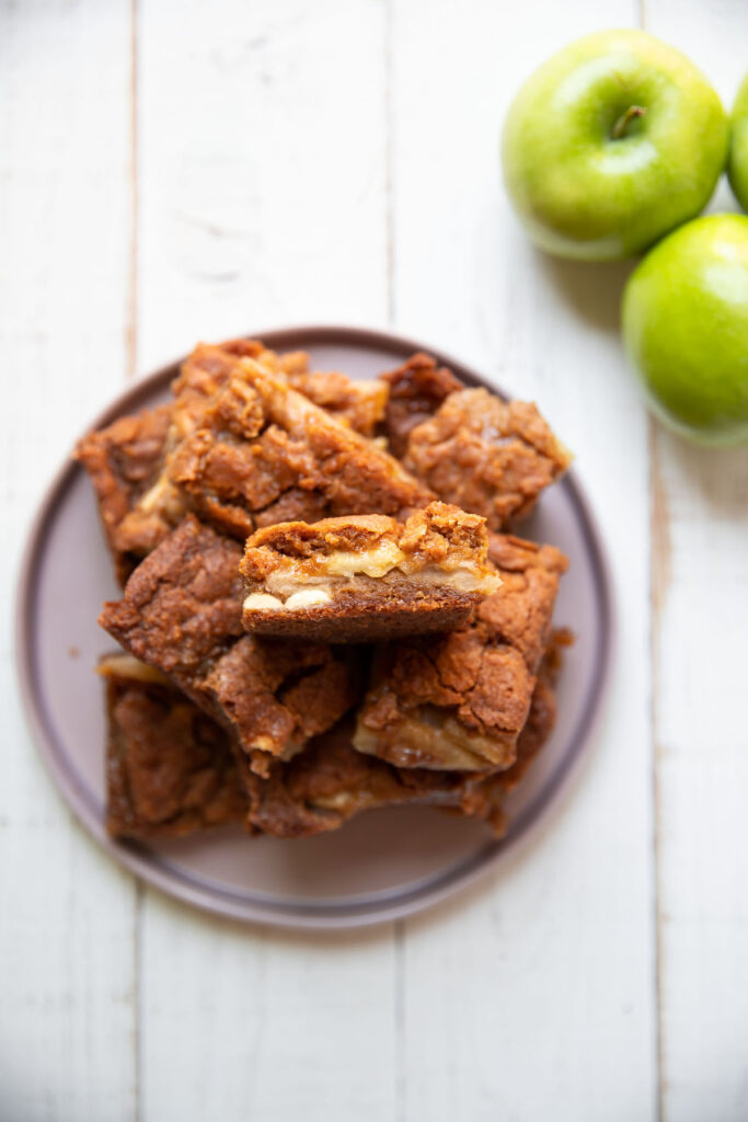 caramel apple white chocolate blondie bars