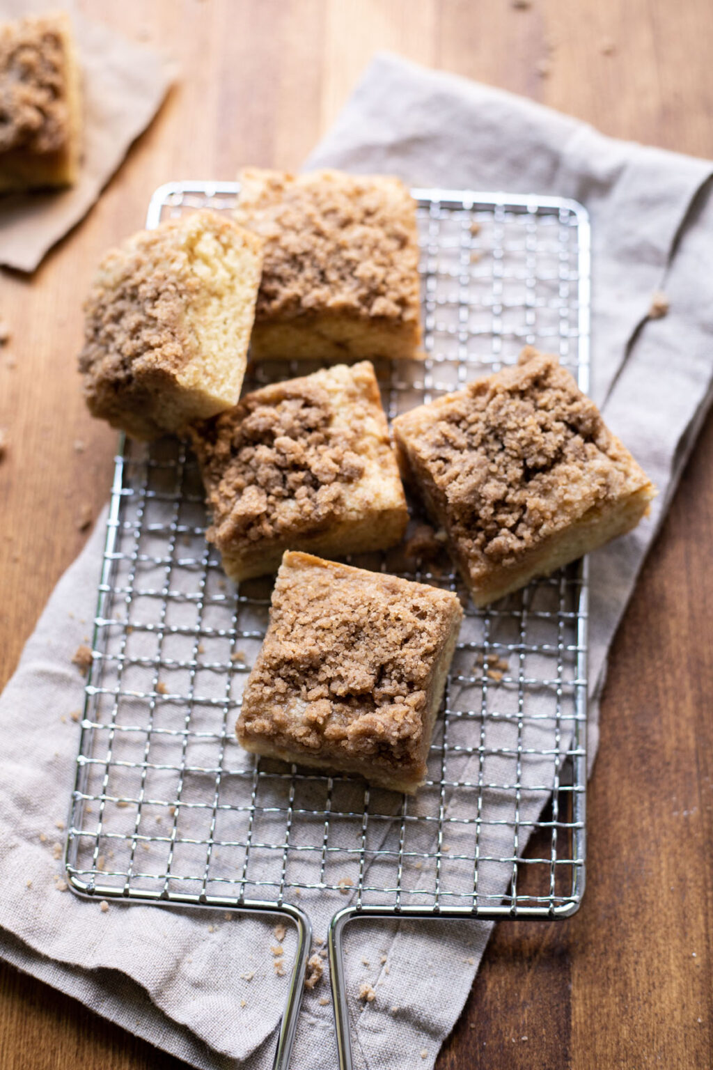 Coffee Cake Bars With Streusel Topping - Modern Crumb