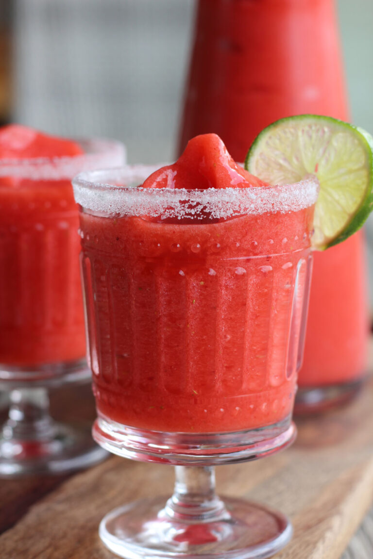 Famous Frozen Strawberry Margaritas - Modern Crumb