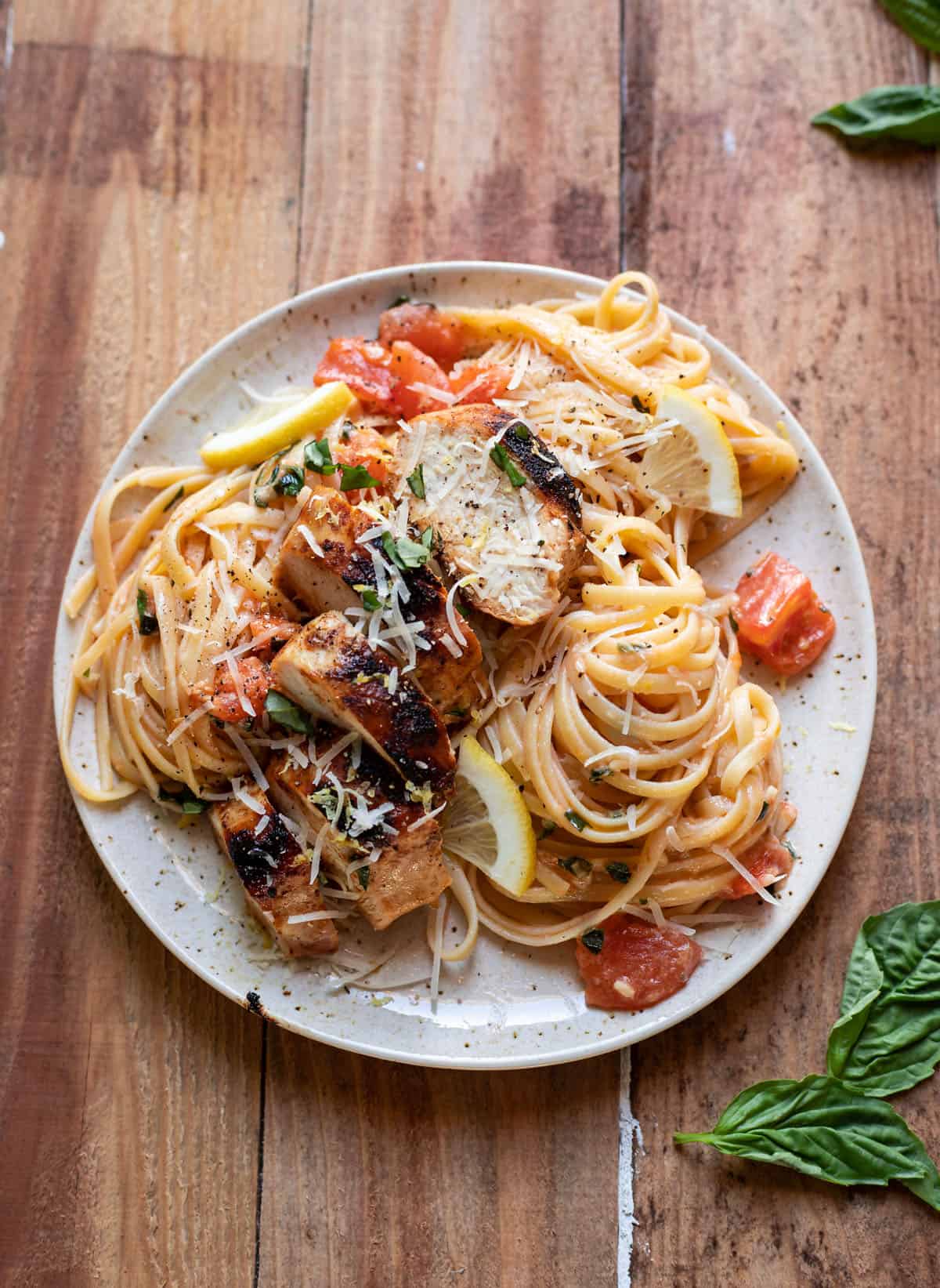 linguine pasta with chicken tomatoes and lemon sauce