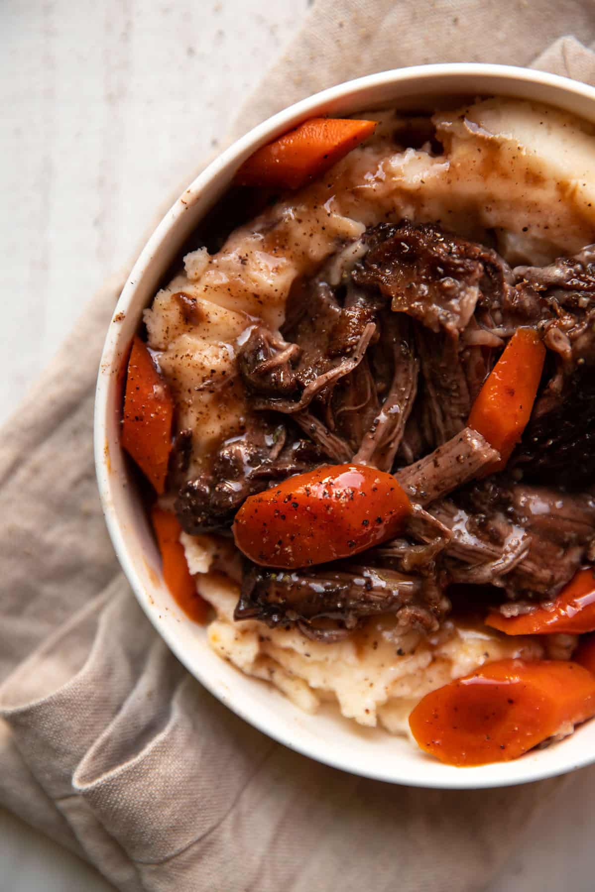 Red Wine Braised Short Ribs With Gouda Mashed Potatoes Modern Crumb