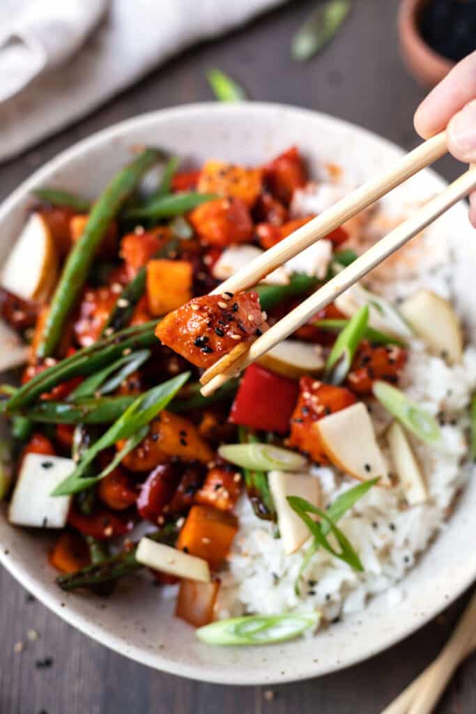 Spicy Korean Chicken And Rice Bowls Modern Crumb