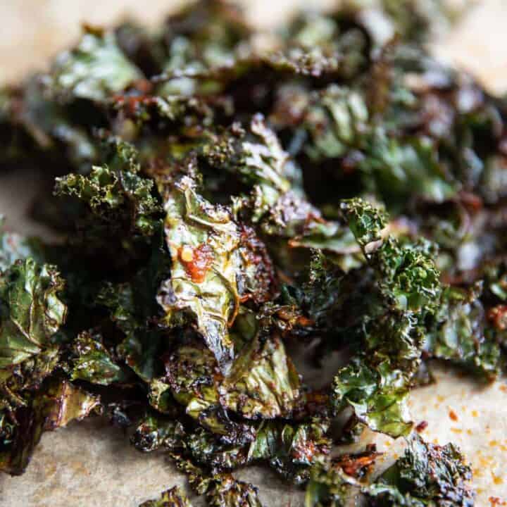 spicy oven baked kale chips