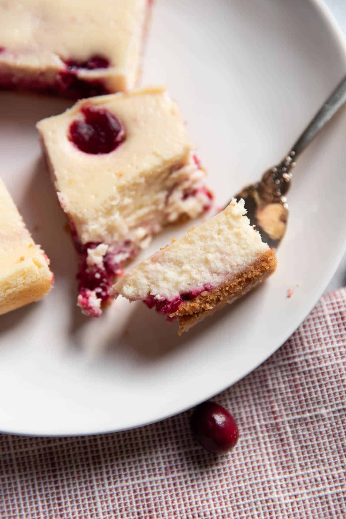 cranberry cheesecake bars