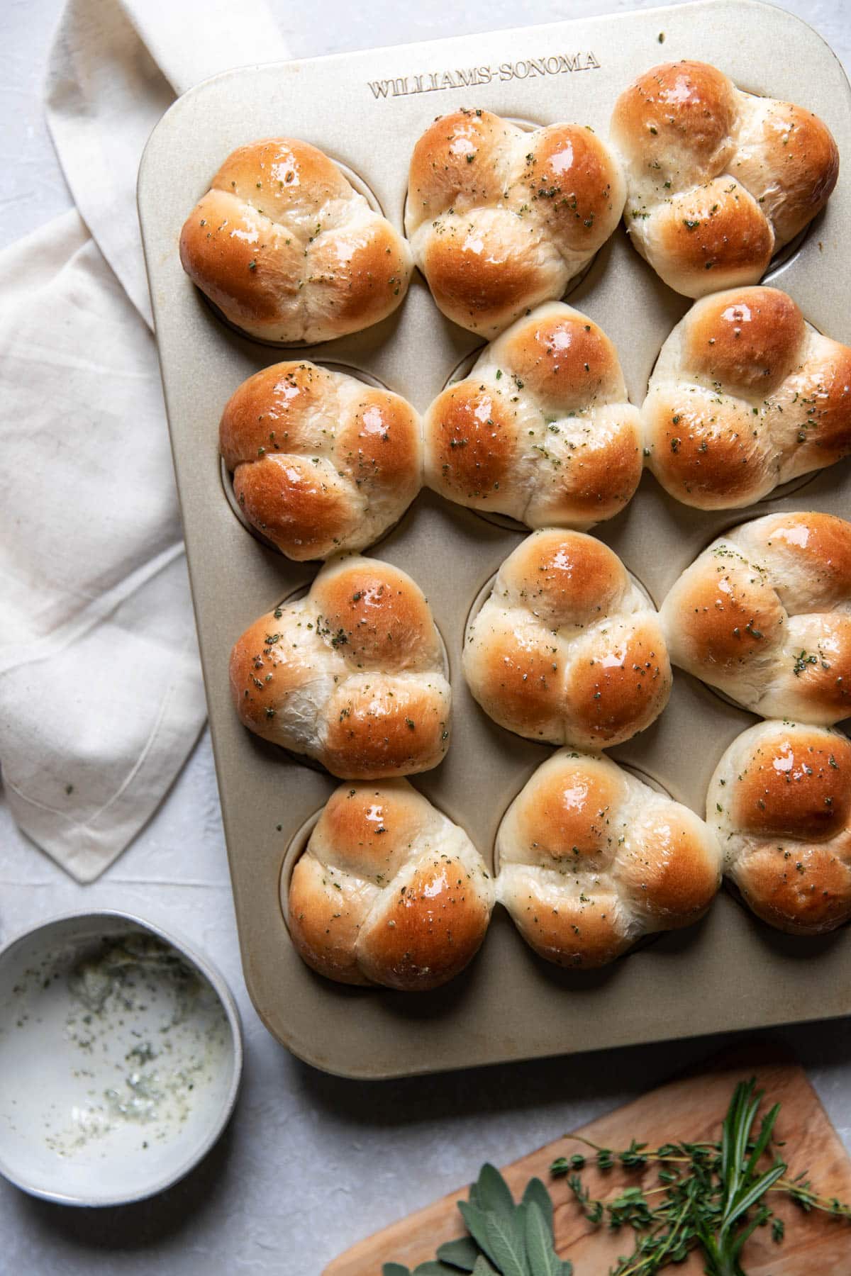 Herbed Potato Rolls