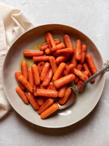 bowl of honey baked baby carrots