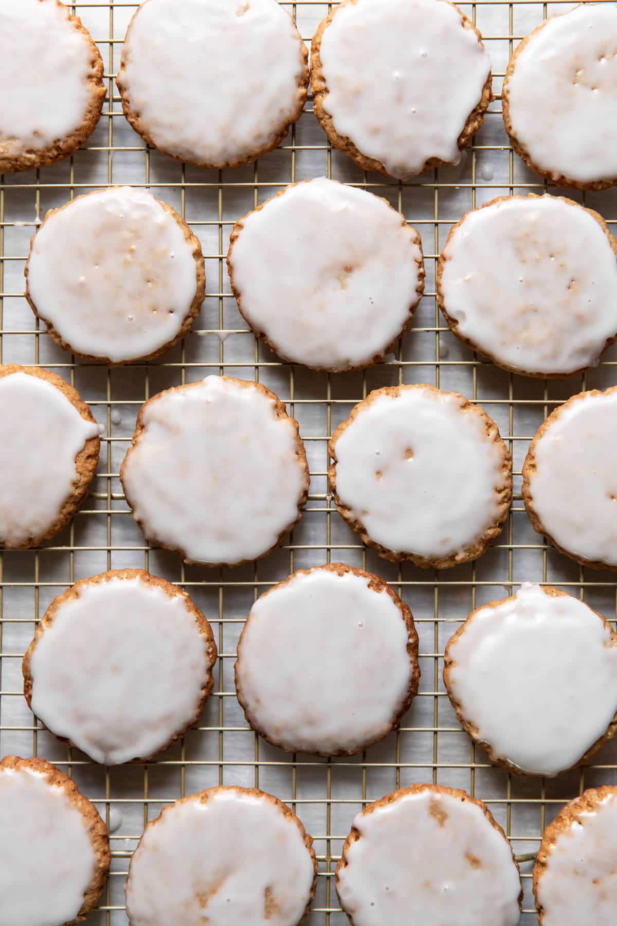 Iced Maple Oatmeal Cookies - The Nostalgic Crumb