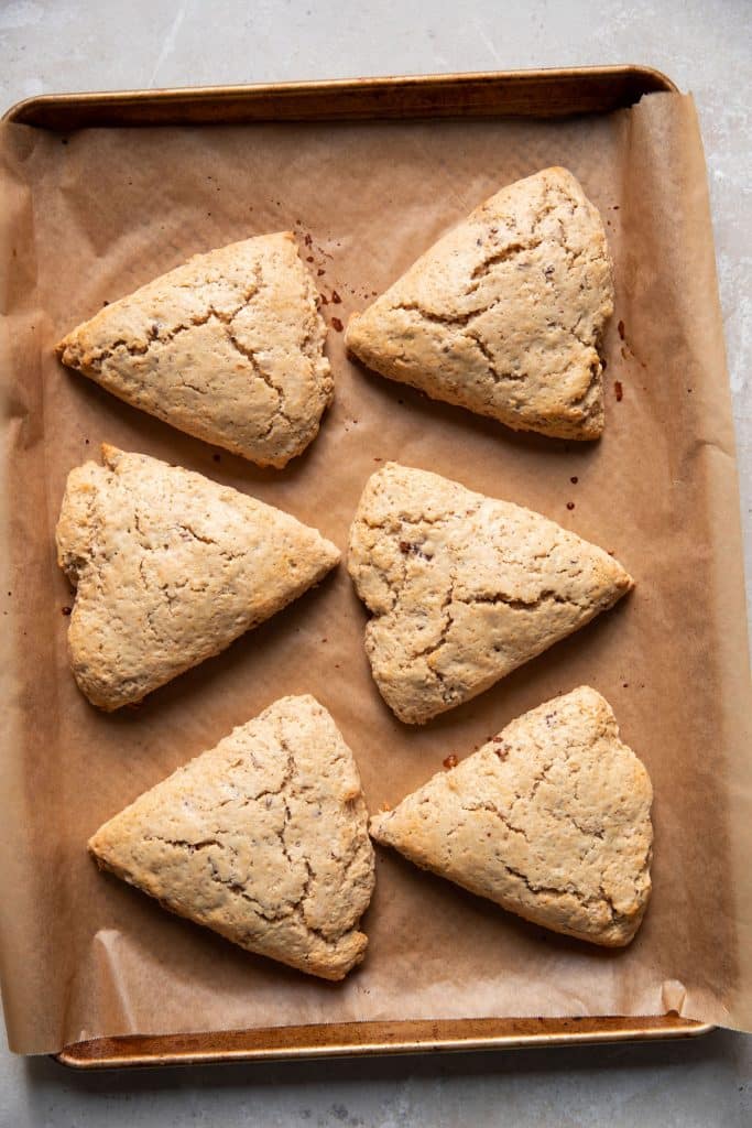 scones out of the oven on a baking sheet