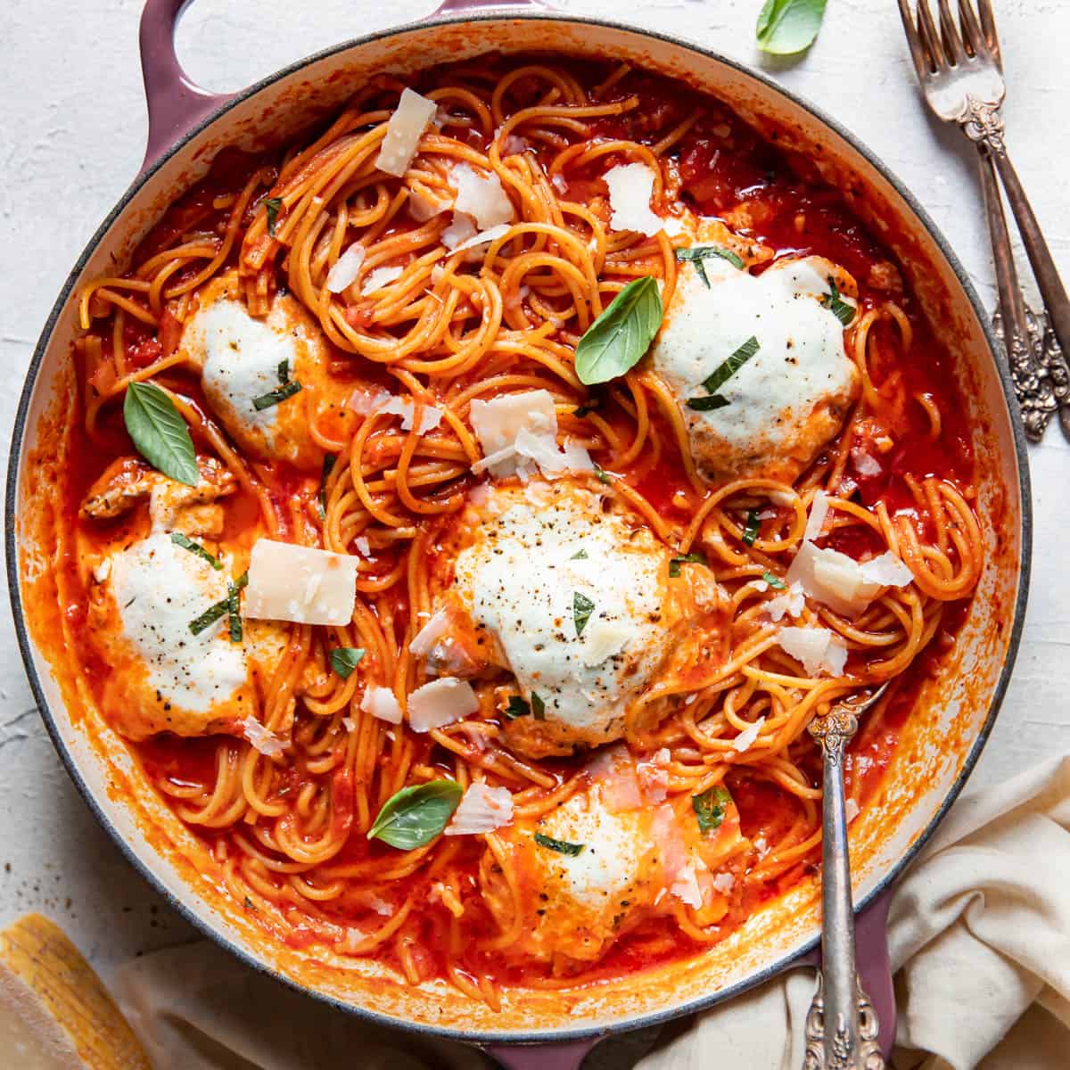 One Pot Healthy Chicken Parm Pasta - Sweet Savory and Steph