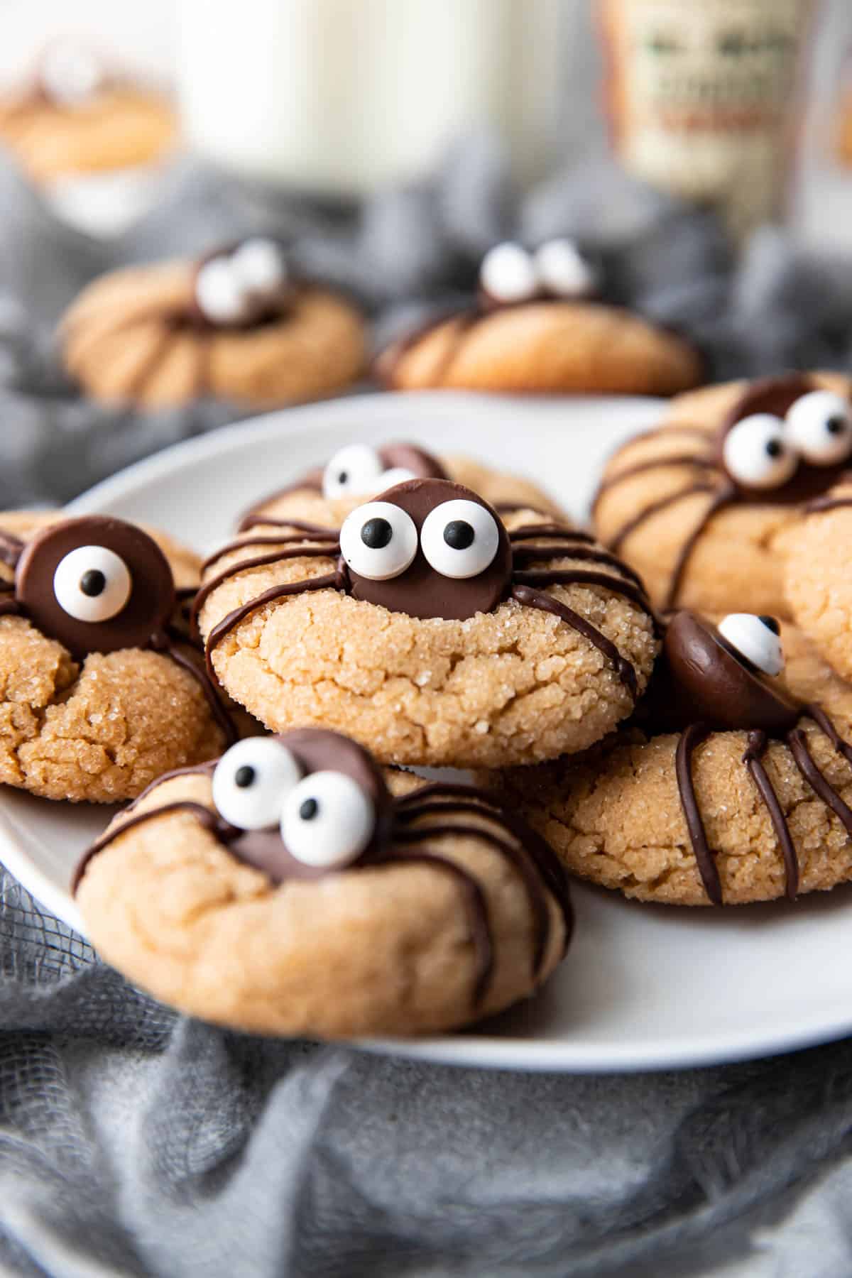 halloween spider peanut butter cookies.