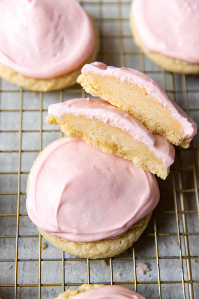 crumbl-pink-chilled-sugar-cookie-copycat-modern-crumb