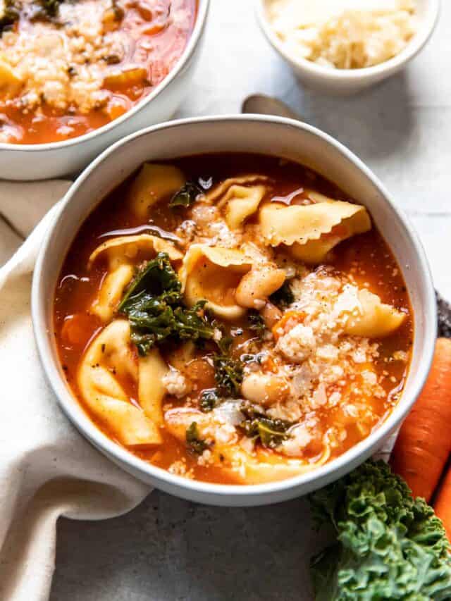 How To Make Tuscan Tortellini Soup - Modern Crumb